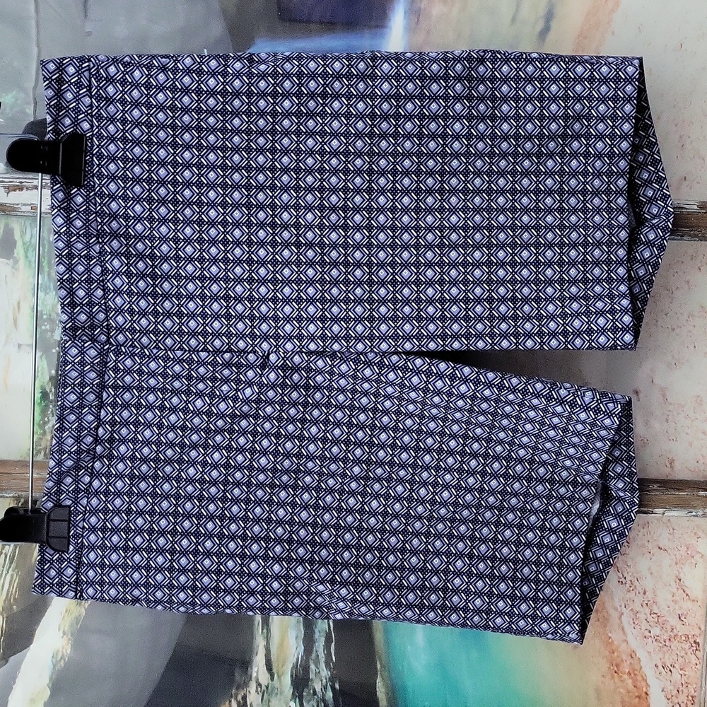 Mario Serrani Italy Stylish Shorts Size 12 / Parquet Pattern